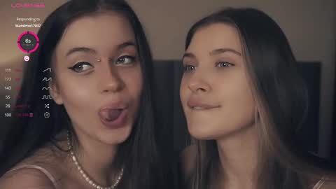 Snapshot of vivid_girls chatting on February 14, 7:28 am Nelly and Mari online show from February 14, 7:28 am