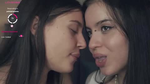 Snapshot of vivid_girls chatting on February 18, 10:16 am Nelly and Mari online show from February 18, 10:16 am