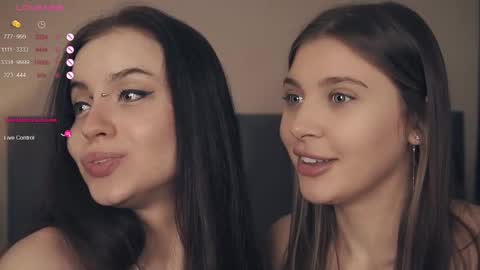 Snapshot of vivid_girls chatting on February 19, 7:28 am Nelly and Mari online show from February 19, 7:28 am