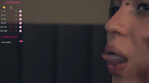 Snapshot of vivid_girls chatting on February 22, 2:08 pm Nelly and Mari online show from February 22, 2:08 pm