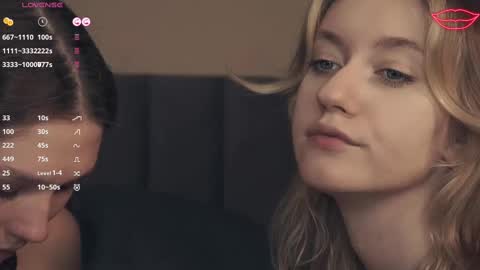 Snapshot of vivid_girls chatting on February 25, 12:25 am Nelly and Mari online show from February 25, 12:25 am