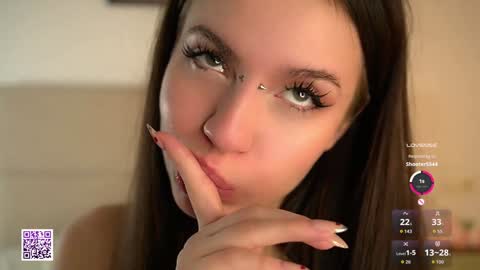 Snapshot of vivid_girls chatting on October 23, 7:29 am Nelly and Mari online show from October 23, 7:29 am