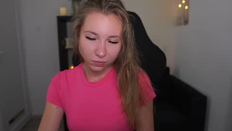 VivienVance online show from July 8, 6:56 pm