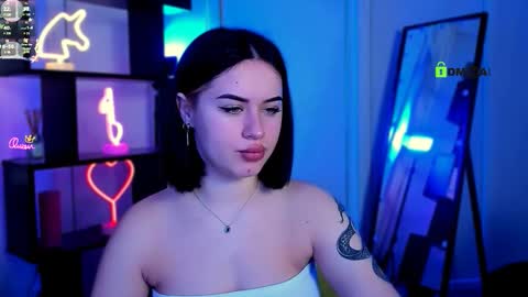 vivy_star online show from March 8, 8:01 pm