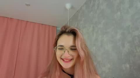 vivyboo111 online show from March 12, 10:05 pm