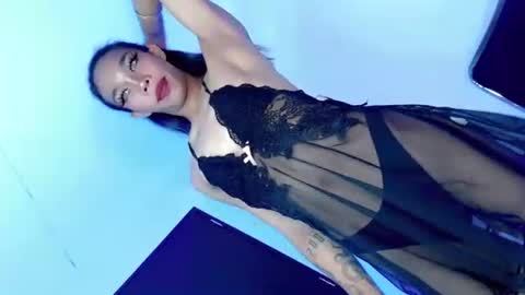 vixen online show from February 8, 6:17 am