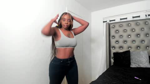 Snapshot of vixen_sasha chatting on December 12, 7:48 pm Sasha Malone online show from December 12, 7:48 pm