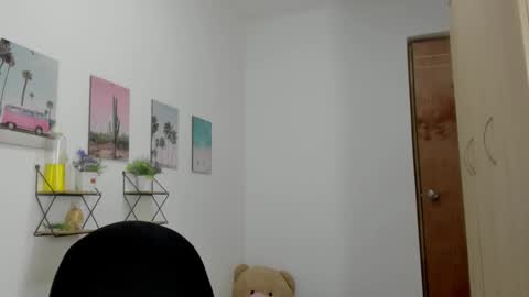 vixenlust17 online show from February 27, 2:11 am