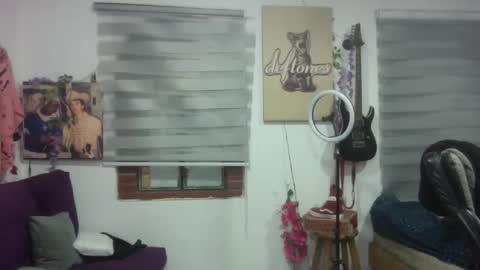 vl21cm online show from April 2, 6:44 am