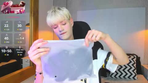 Vlad  online show from February 19, 2:24 pm