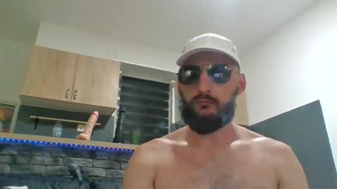 vladika021 online show from June 13, 12:41 am