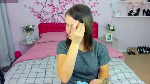 Vladlena online show from October 17, 6:49 am