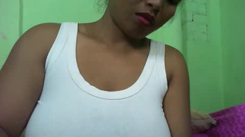 Snapshot of voagelle chatting on September 16, 6:53 pm voagelle online show from September 16, 6:53 pm