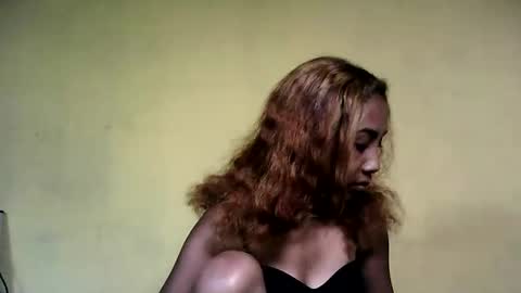 Snapshot of voahary chatting on May 21, 3:30 pm voahary online show from May 21, 3:30 pm
