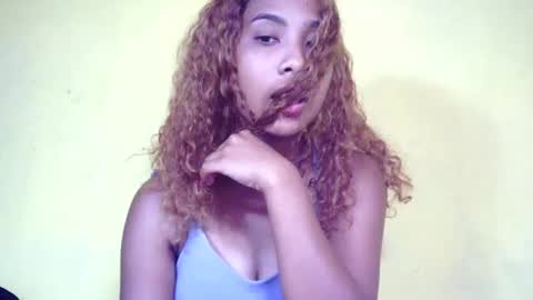 Snapshot of voahary chatting on May 25, 2:45 pm voahary online show from May 25, 2:45 pm