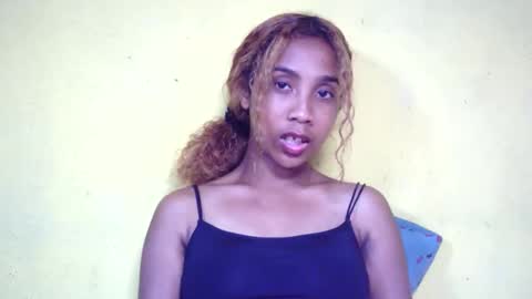Snapshot of voahary chatting on May 30, 5:43 pm voahary online show from May 30, 5:43 pm