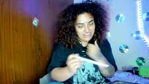 Snapshot of vodkilapurple chatting on December 24, 1:38 am ASHLEY independent model online show from December 24, 1:38 am