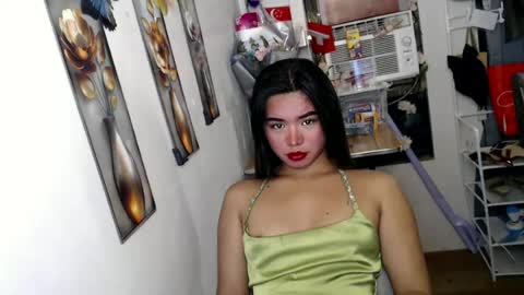 voganmarie online show from July 9, 7:56 am