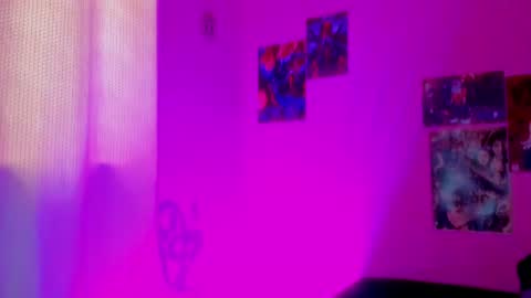 Snapshot of void_smokin chatting on June 23, 3:10 pm Gabriela online show from June 23, 3:10 pm