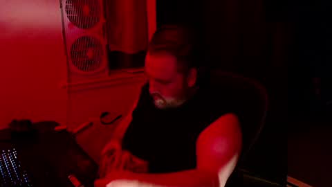 Snapshot of voidcatdaddy chatting on May 22, 5:58 am Rev online show from May 22, 5:58 am