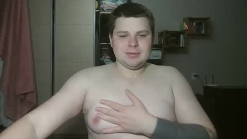 Snapshot of volshebnik_130 chatting on March 3, 1:53 am Volshebnik1302 online show from March 3, 1:53 am