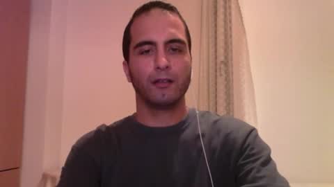 Snapshot of volve5 chatting on December 5, 8:00 pm volve5 online show from December 5, 8:00 pm