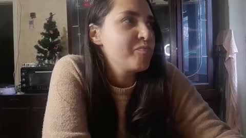 voulezvous_angel online show from December 14, 10:31 am