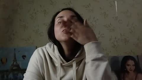 Snapshot of voulezvous_angel chatting on April 30, 8:57 pm voulezvous_angel online show from April 30, 8:57 pm