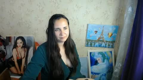 Snapshot of voulezvous_angel chatting on June 24, 5:34 pm voulezvous_angel online show from June 24, 5:34 pm