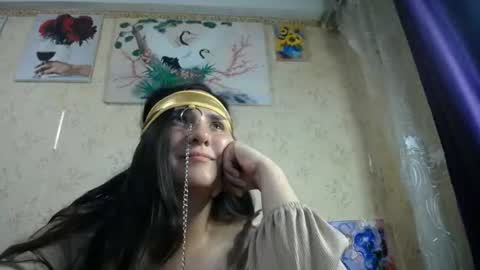 Snapshot of voulezvous_angel chatting on July 21, 6:21 pm voulezvous_angel online show from July 21, 6:21 pm