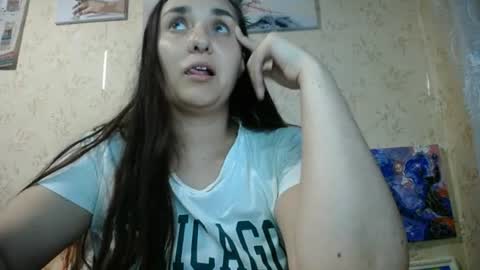 Snapshot of voulezvous_angel chatting on July 23, 1:31 pm voulezvous_angel online show from July 23, 1:31 pm