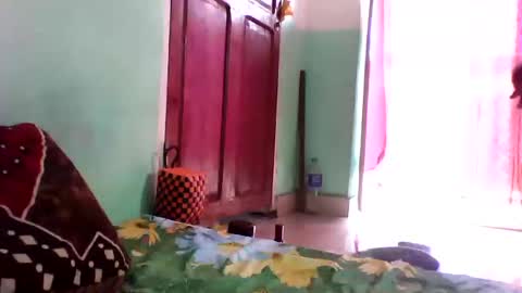 vounialdy online show from February 23, 9:33 am