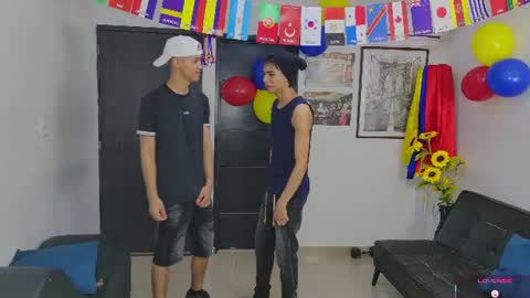 voyeurism_guys online show from June 21, 10:23 pm