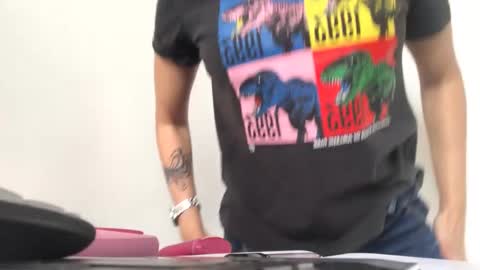 Snapshot of vsantini_ chatting on March 1, 3:38 pm vsantini_ online show from March 1, 3:38 pm