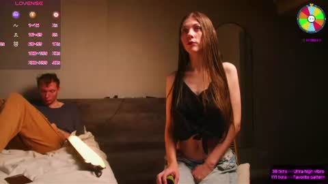 Snapshot of vundersex chatting on June 10, 2:27 pm Eva and Franklin online show from June 10, 2:27 pm