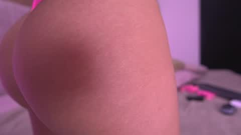 Snapshot of vvioleta_ chatting on July 7, 7:23 am Violeta online show from July 7, 7:23 am