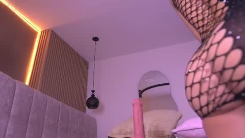 Snapshot of vvioleta_ chatting on July 14, 3:11 am Violeta online show from July 14, 3:11 am
