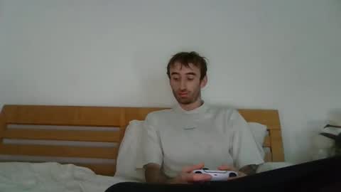 hung boy online show from December 6, 8:15 am