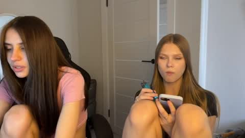 Arina online show from April 4, 10:57 am