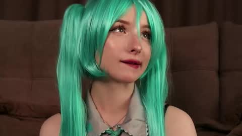 Snapshot of w1xll chatting on October 24, 4:20 am Nana online show from October 24, 4:20 am