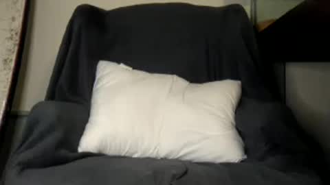 Snapshot of w988358 chatting on May 25, 7:14 am w111111 online show from May 25, 7:14 am