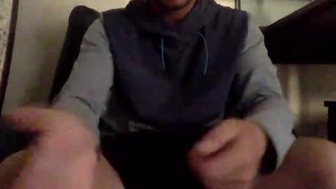 Snapshot of w988358 chatting on May 26, 6:15 pm w111111 online show from May 26, 6:15 pm