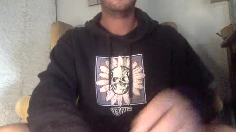 Snapshot of w988358 chatting on July 13, 5:05 pm w111111 online show from July 13, 5:05 pm