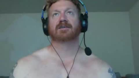 Snapshot of wadonis33 chatting on November 19, 8:42 pm wadonis online show from November 19, 8:42 pm