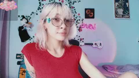 Waifu exe online show from July 25, 5:49 am