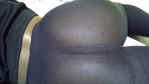 Snapshot of wakanda_43 chatting on February 2, 11:51 am candy online show from February 2, 11:51 am