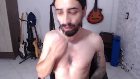 Snapshot of wake_and_bakee chatting on December 24, 10:17 pm John online show from December 24, 10:17 pm