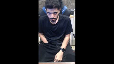 waleeddxx online show from June 29, 4:51 pm