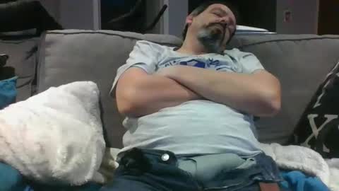 walker033 online show from November 6, 6:25 am