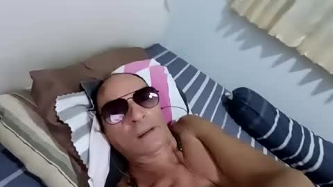 walleja online show from September 11, 3:01 pm